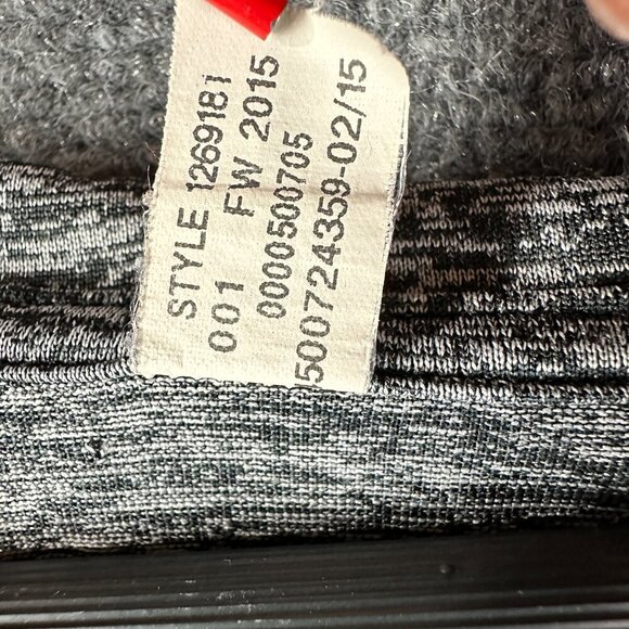 Under Armour Hoodie Womens Small Tech Long Sleeve Henley Gray V Neck Pullover - Picture 5 of 7